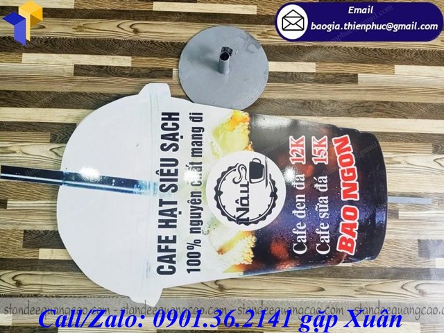 mô hình ly cafe khổng lồ