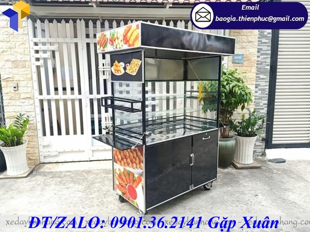 xe bán xiên que nướng