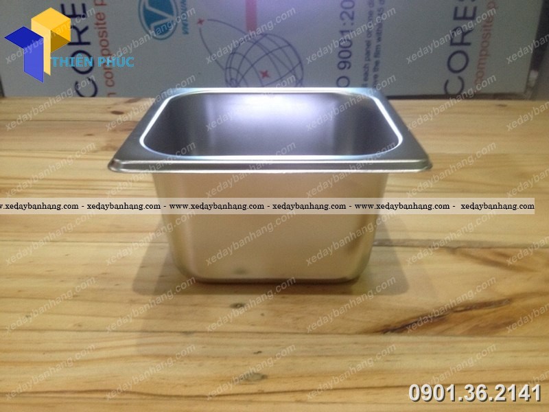 khay inox buffet canh tranh      
