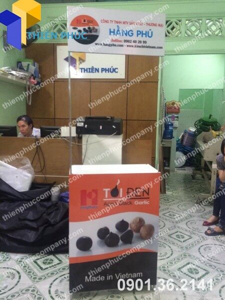 lam booth quang cao sieu thi.jpg