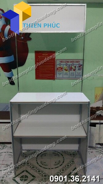thiet ke booth quang cao gia re.jpg