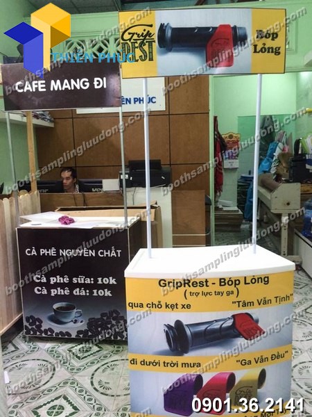 xuong lam booth nhua sampling.jpg