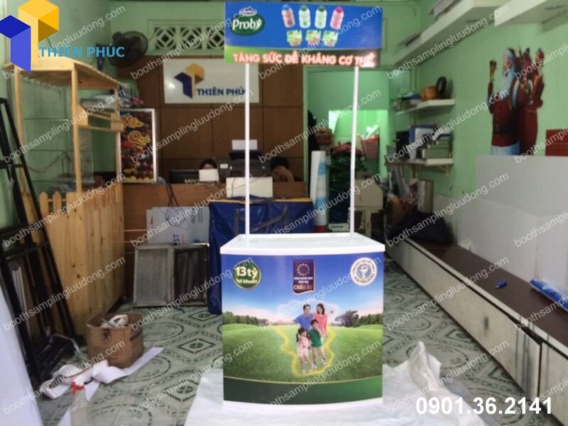 cung cap booth nhua gia re.jpg