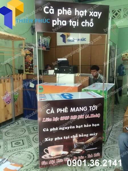 xuong lam quay ban hang bang sat.jpg