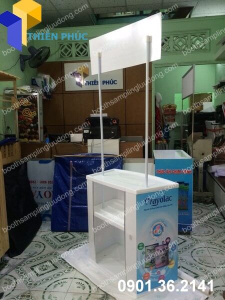 xuong san xuat booth ban hang tien ich