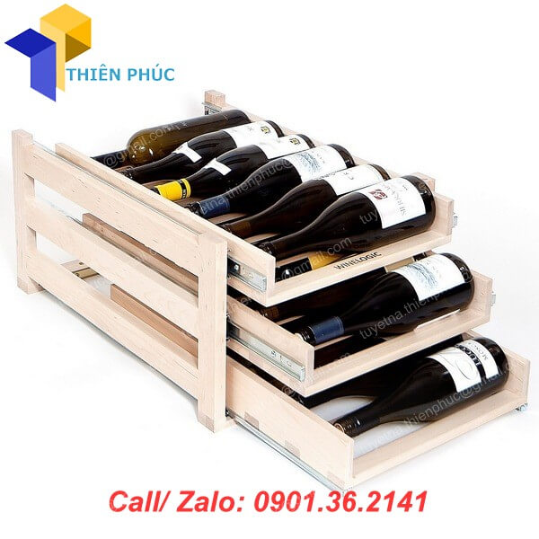 ke go trung bay ruou vang