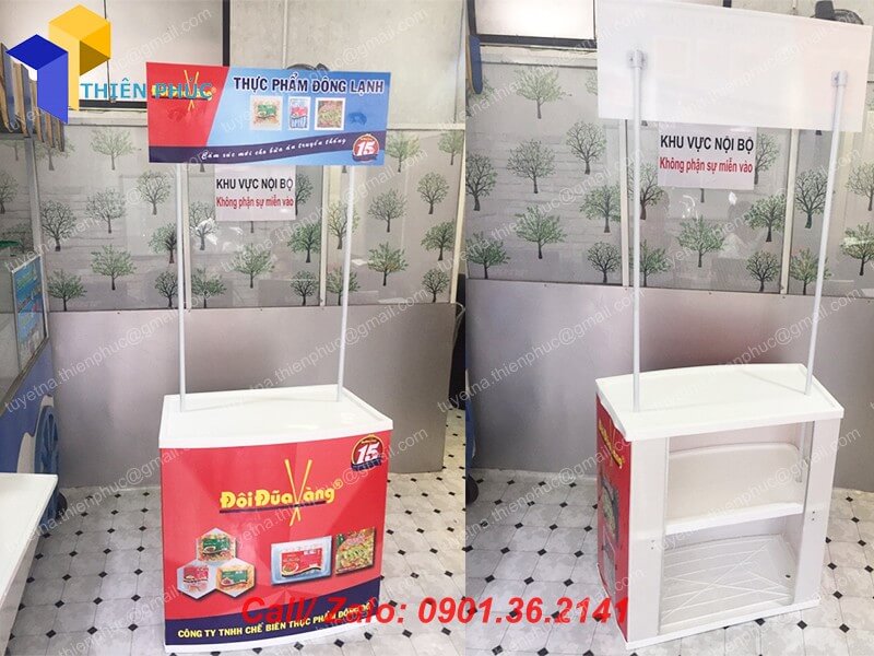 san xuat booth sampling sieu thi