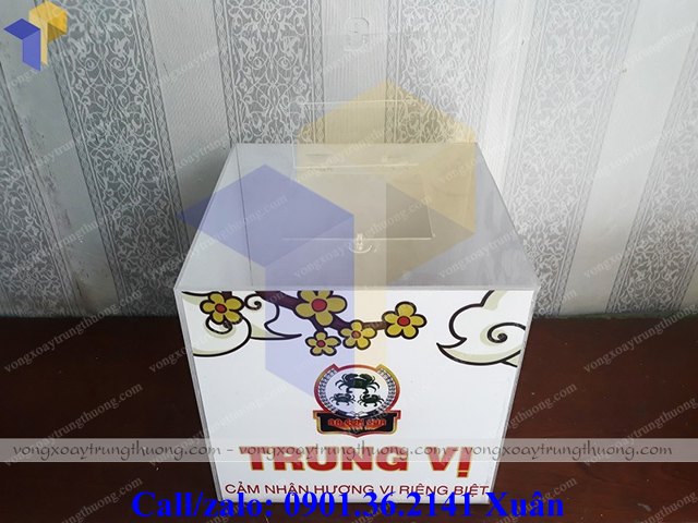 thung mica boc tham may man