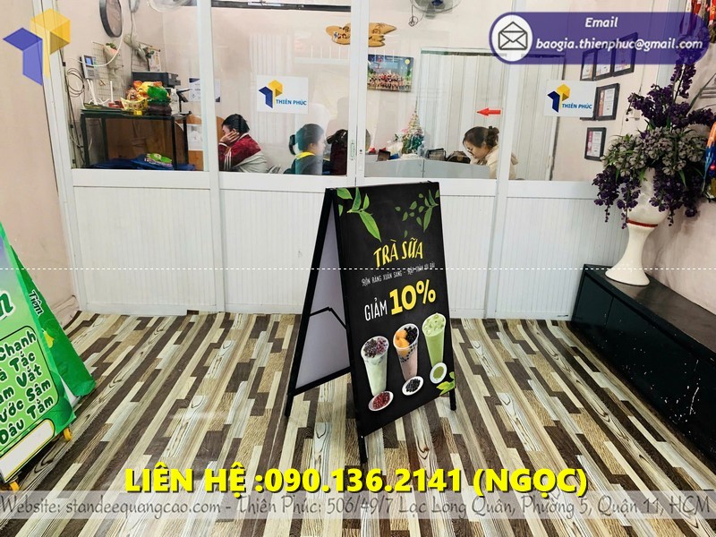standee a quảng cáo