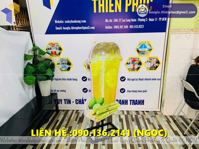 standee mô hình khung sắt