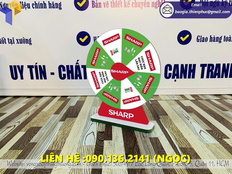 vòng quay để bàn may mắn